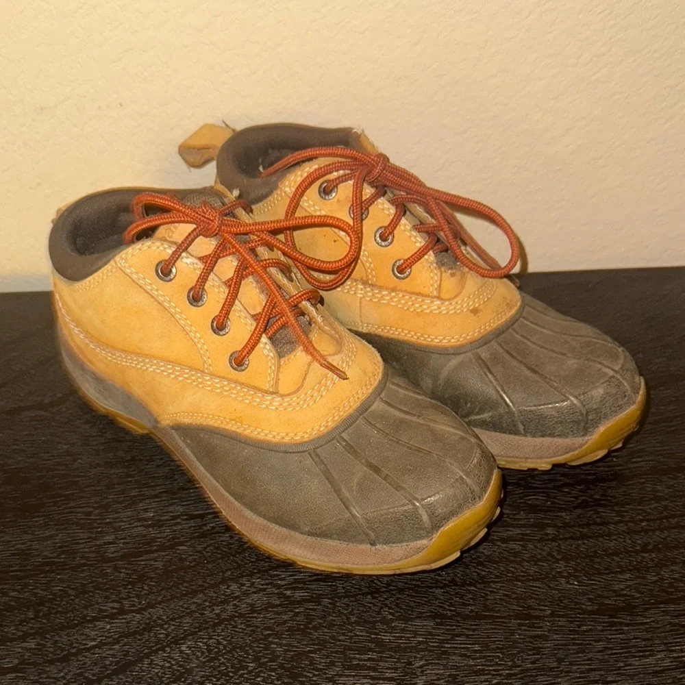 L.L. Bean Women’s Bean Boots Size 9